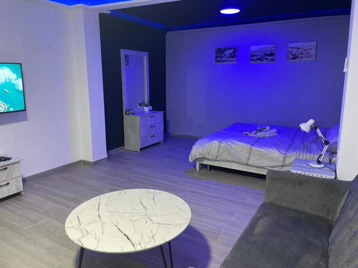 חדרי לייבל Label Rooms Blue & Red Tiberias Exteriér fotografie